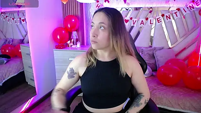 NyxAndria 1 online show from February 13, 12:21 am