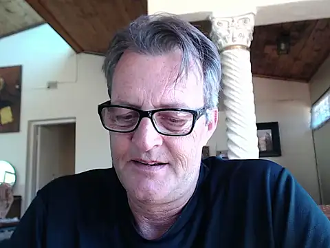 itsmeyes69 online show from July 16, 12:35 pm
