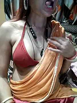 SANA-LEONI online show from November 11, 3:07 pm