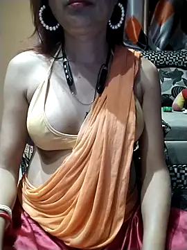 SANA-LEONI online show from November 27, 3:23 pm