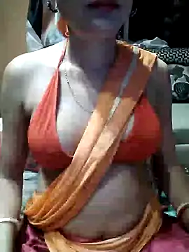 SANA-LEONI online show from March 3, 2:39 pm