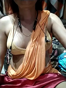 SANA-LEONI online show from December 2, 3:03 pm