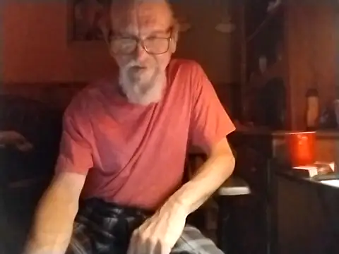 Snapshot of Aldick68 chatting on February 22, 6:06 am Aldick68 online show from February 22, 6:06 am