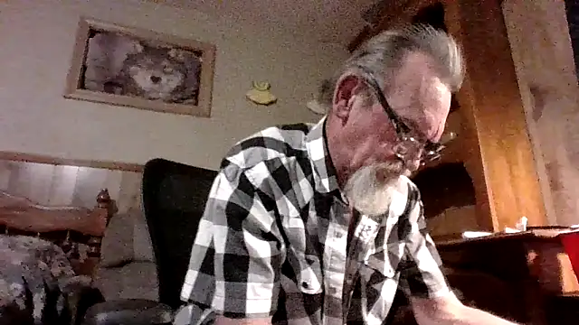 Snapshot of Aldick68 chatting on February 23, 3:45 am Aldick68 online show from February 23, 3:45 am