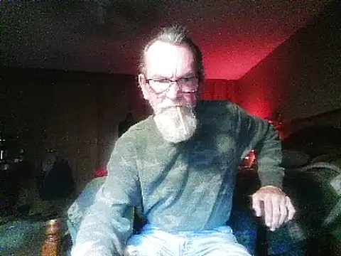 Snapshot of Aldick68 chatting on March 8, 10:45 pm Aldick68 online show from March 8, 10:45 pm