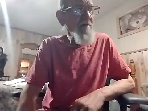 Snapshot of Aldick68 chatting on February 15, 4:14 am Aldick68 online show from February 15, 4:14 am