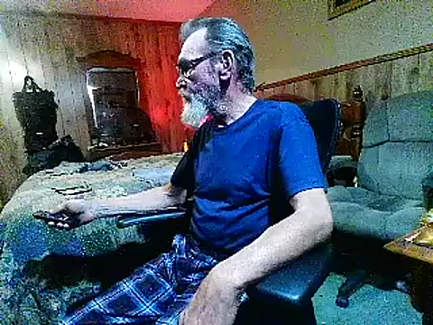 Snapshot of Aldick68 chatting on March 19, 12:15 am Aldick68 online show from March 19, 12:15 am