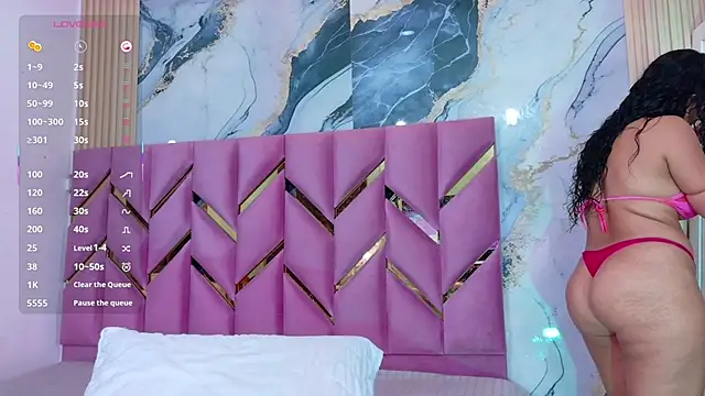 hotiergirl online show from February 4, 12:33 pm