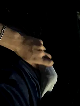 emmarod18 online show from December 19, 8:38 am