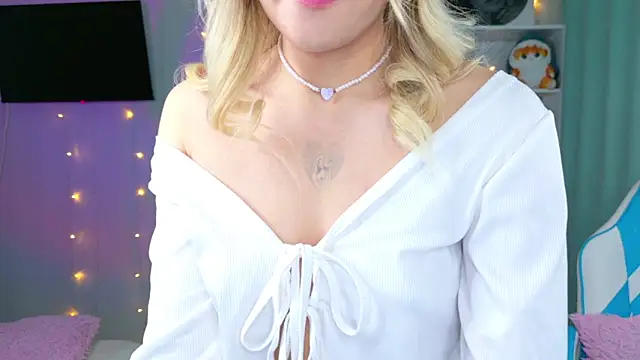 Mercedes Robinson online show from December 5, 4:22 am