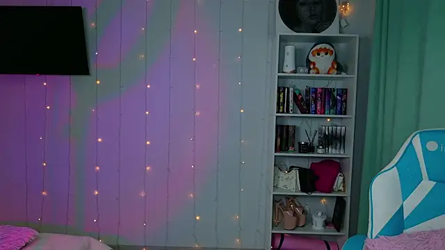 Mercedes Robinson online show from January 8, 4:18 am