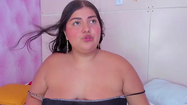 TaniaBellini online show from February 18, 3:31 pm