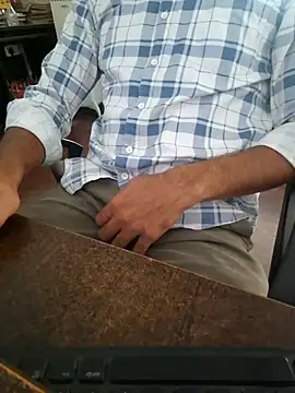 braveman999 online show from March 17, 6:16 am