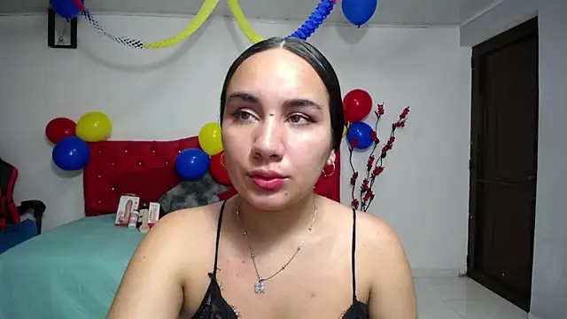 Snapshot of Maylin_horny19 chatting on June 19, 3:12 am Maylin horny19 online show from June 19, 3:12 am