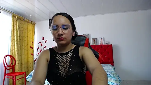 Maylin horny19 online show from March 26, 7:12 pm