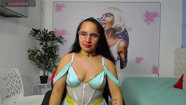 Maylin horny19 online show from April 16, 9:39 pm