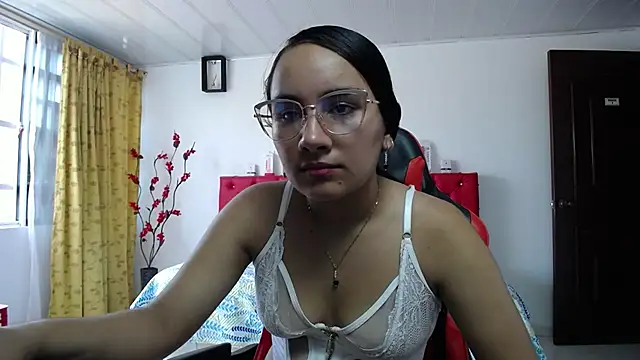 Maylin horny19 online show from March 23, 7:14 pm