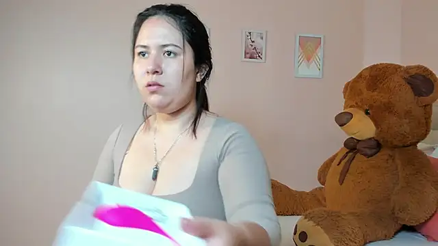 Snapshot of zoes_milee chatting on September 25, 11:38 am zoes milee online show from September 25, 11:38 am