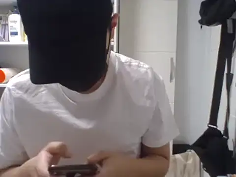 Snapshot of chaycer chatting on January 31, 3:44 pm chaycer online show from January 31, 3:44 pm