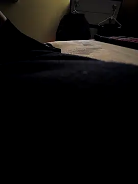 Snapshot of Rzemtsefg chatting on November 23, 6:45 am Rzemtsefg online show from November 23, 6:45 am