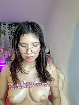 Snapshot of Selesumii chatting on March 14, 6:32 am Selesumii online show from March 14, 6:32 am