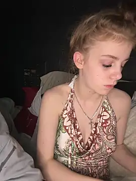 VioletxBlue online show from March 5, 8:49 pm