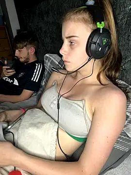 VioletxBlue online show from October 9, 8:09 pm