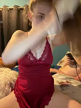 VioletxBlue online show from May 28, 9:10 pm