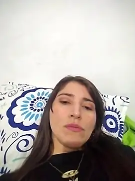 Snapshot of RubiSharqui_ chatting on April 18, 1:13 pm RubiSharqui online show from April 18, 1:13 pm