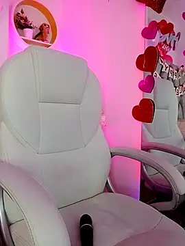 SussanHottye1  online show from February 15, 4:34 pm