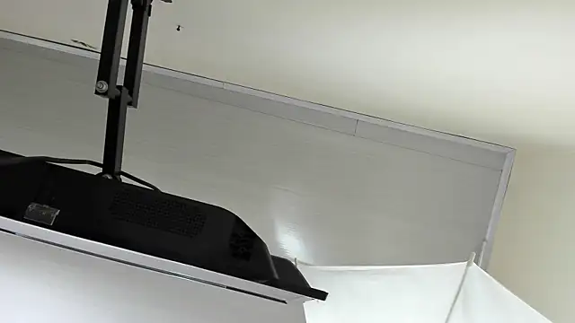 SalomeSimonz online show from November 9, 7:29 pm