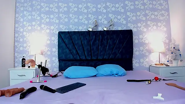 SalomeSimonz online show from January 11, 7:43 pm