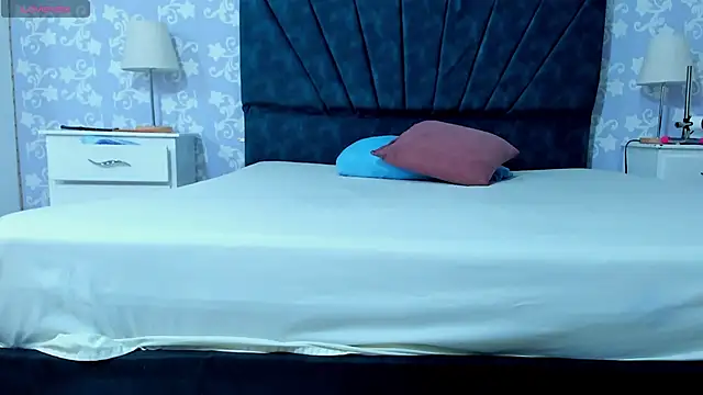 SalomeSimonz online show from November 13, 7:18 pm