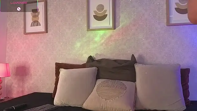 Snapshot of Veronica_simons chatting on October 27, 8:54 pm Veronica simons online show from October 27, 8:54 pm