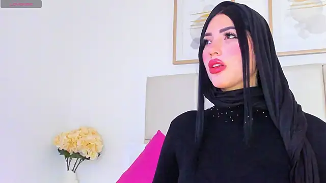 taylorsmiiith  online show from April 9, 7:31 pm