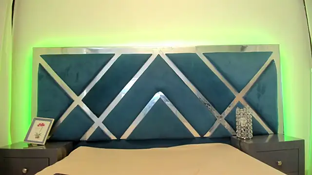 LucineArias online show from April 15, 8:20 pm