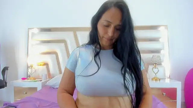 LucineArias online show from February 11, 11:01 pm