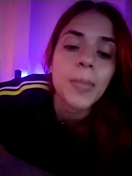 Snapshot of alliss_ginger_ chatting on February 18, 8:22 am alliss ginger online show from February 18, 8:22 am