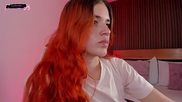 Snapshot of alliss_ginger_ chatting on June 19, 9:53 pm alliss ginger online show from June 19, 9:53 pm