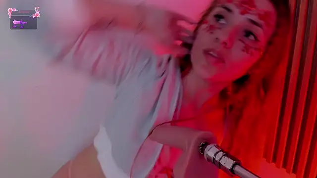 alliss ginger  online show from October 31, 8:27 pm