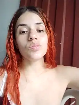 Snapshot of alliss_ginger_ chatting on February 26, 9:15 pm alliss ginger online show from February 26, 9:15 pm