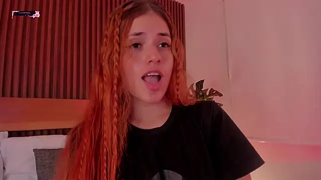 Snapshot of alliss_ginger_ chatting on February 11, 7:47 pm alliss ginger online show from February 11, 7:47 pm