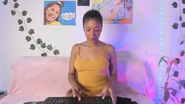 ElectraaJoness online show from May 5, 2:31 pm