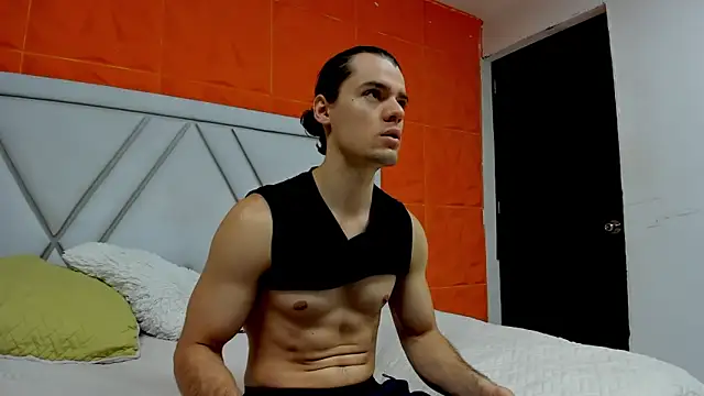 Snapshot of maxi_styles chatting on February 26, 11:32 am maxi styles online show from February 26, 11:32 am