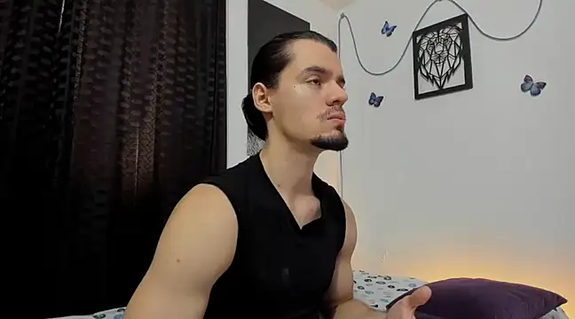 Snapshot of maxi_styles chatting on March 4, 9:54 pm maxi styles online show from March 4, 9:54 pm