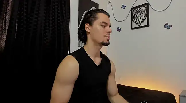 Snapshot of maxi_styles chatting on January 31, 5:42 pm maxi styles online show from January 31, 5:42 pm