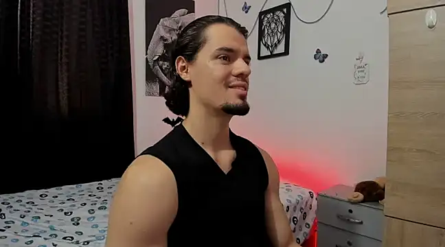 Snapshot of maxi_styles chatting on March 2, 10:34 pm maxi styles online show from March 2, 10:34 pm