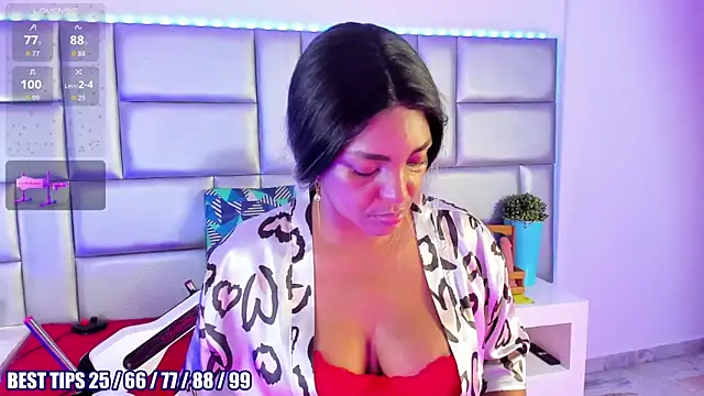 LovelyNickii online show from February 17, 12:57 pm