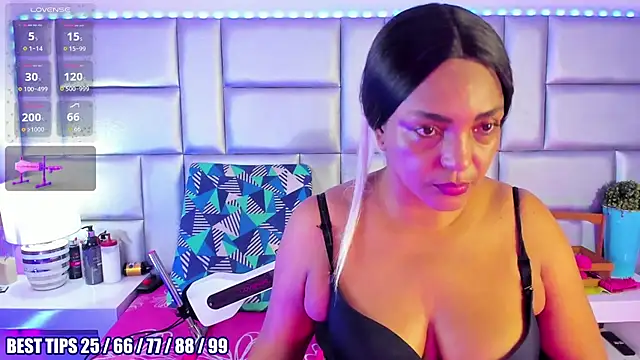 LovelyNickii online show from February 20, 12:51 pm