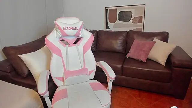 NoaLuxury online show from February 10, 7:13 pm